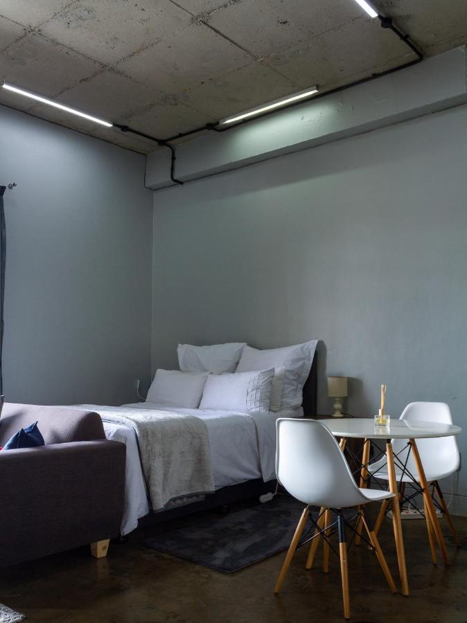 Lux @ Hallmark House Apartamento *